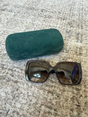 Gucci Oversized Brown Tortoise Square Sunglasses with Green Case